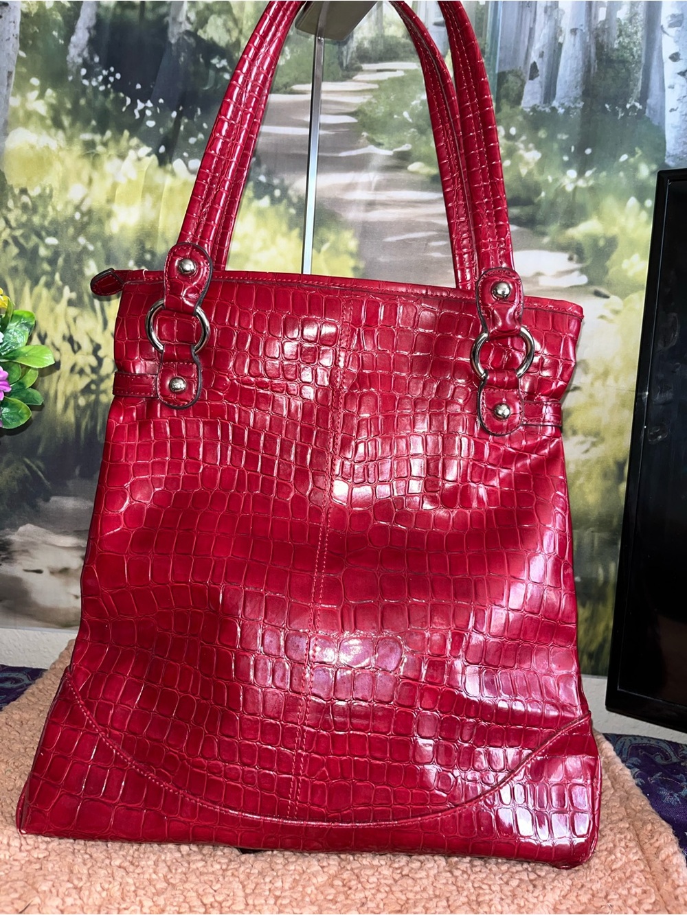 Kathy Van Zeeland Red Faux Crocodile Leather Shoulder Bag - Picture 3 of 11